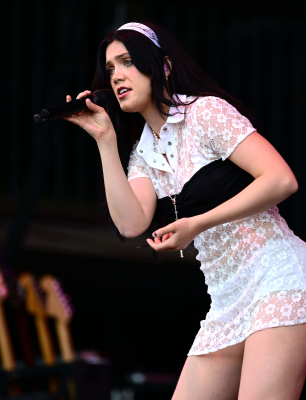 shutterstock_editorial_Glastonbury28th_15371531f.jpeg