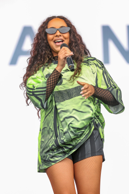 shutterstock_editorial_Outside_Lands_Music_Festival_17061012ak.jpeg
