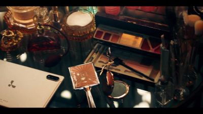 y2mate_com_-_Galantis_David_Guetta__Little_Mix__Heartbreak_Anthem_Official_Music_Video_1080p_073.jpg