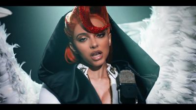 y2mate_com_-_Galantis_David_Guetta__Little_Mix__Heartbreak_Anthem_Official_Music_Video_1080p_155.jpg