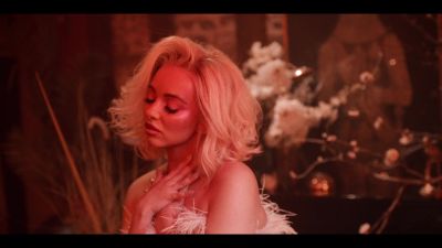 y2mate_com_-_Galantis_David_Guetta__Little_Mix__Heartbreak_Anthem_Official_Music_Video_1080p_213.jpg