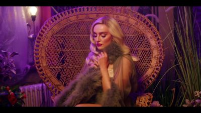 y2mate_com_-_Galantis_David_Guetta__Little_Mix__Heartbreak_Anthem_Official_Music_Video_1080p_220.jpg