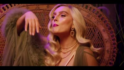 y2mate_com_-_Galantis_David_Guetta__Little_Mix__Heartbreak_Anthem_Official_Music_Video_1080p_270.jpg