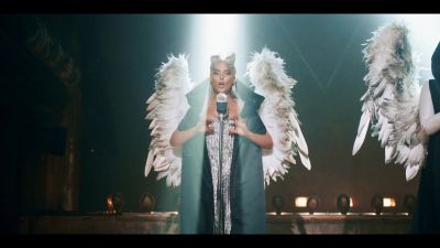 y2mate_com_-_Galantis_David_Guetta__Little_Mix__Heartbreak_Anthem_Official_Music_Video_1080p_285.jpg