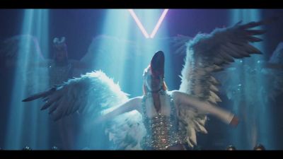 y2mate_com_-_Galantis_David_Guetta__Little_Mix__Heartbreak_Anthem_Official_Music_Video_1080p_382.jpg