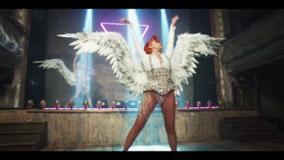 y2mate_com_-_Galantis_David_Guetta__Little_Mix__Heartbreak_Anthem_Official_Music_Video_1080p_413.jpg