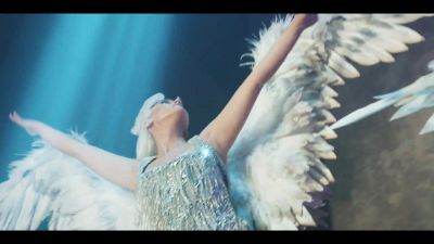 y2mate_com_-_Galantis_David_Guetta__Little_Mix__Heartbreak_Anthem_Official_Music_Video_1080p_416.jpg