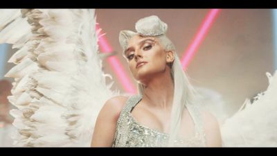 y2mate_com_-_Galantis_David_Guetta__Little_Mix__Heartbreak_Anthem_Official_Music_Video_1080p_707.jpg