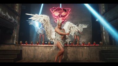 y2mate_com_-_Galantis_David_Guetta__Little_Mix__Heartbreak_Anthem_Official_Music_Video_1080p_725.jpg