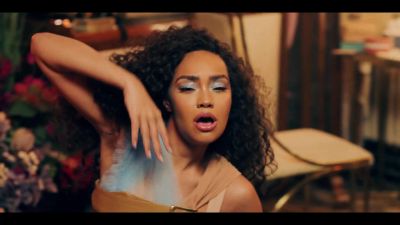 y2mate_com_-_Galantis_David_Guetta__Little_Mix__Heartbreak_Anthem_Official_Music_Video_1080p_800.jpg